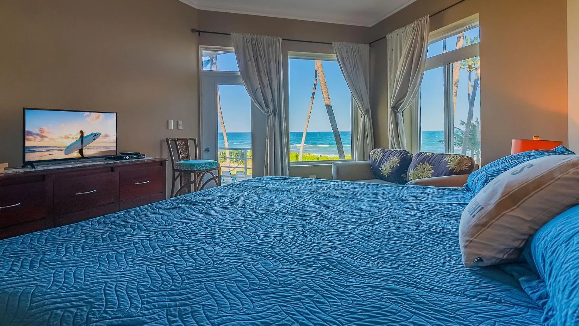 Truly Beachfront At Quiet Beach Cabarete Apartment